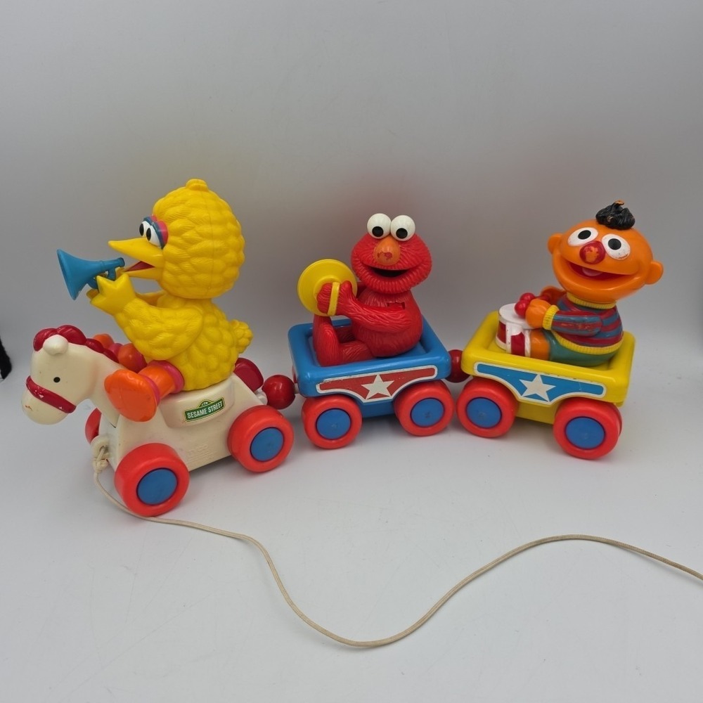Sesame Street Band‎ Parade TYCO Pull Train 16" toy Big Bird Elmo Ernie Vintage